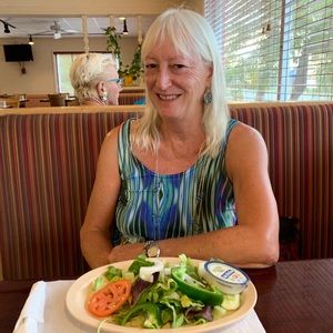 Meet your Posher, Donna